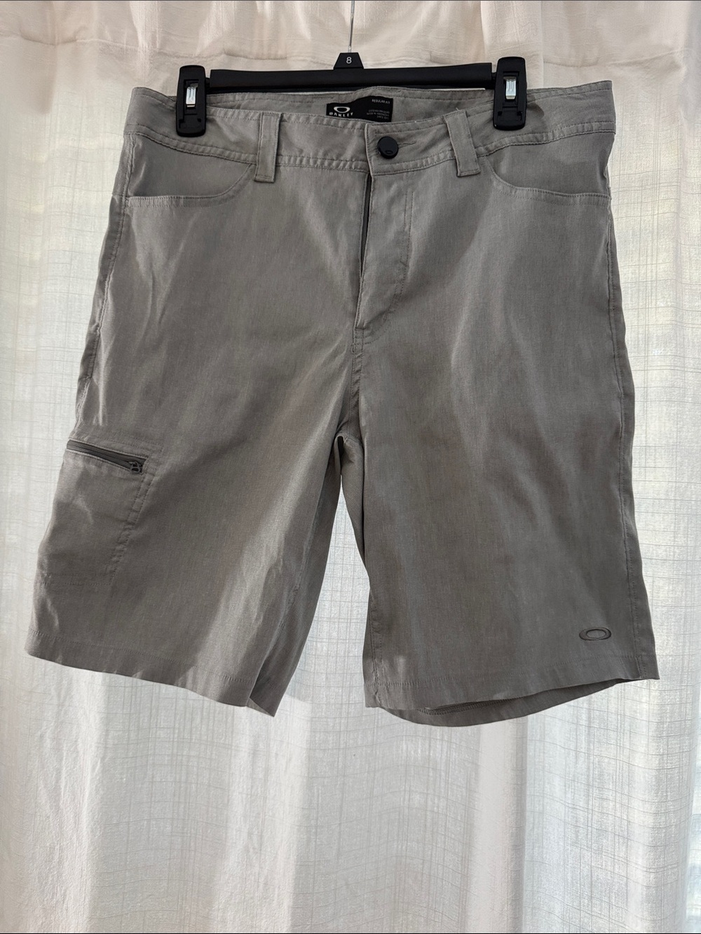 Oakley Men's Gray Hybrid Cargo Shorts - Lightweight Performance